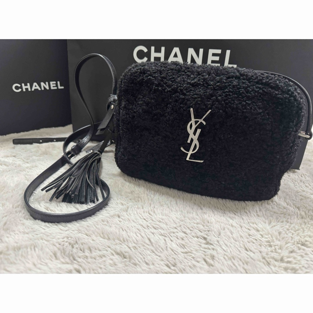 Yves Saint Laurent(イヴサンローラン)のイヴ　サンローラン ボア　ポシェット バッグ レディースのバッグ(ショルダーバッグ)の商品写真