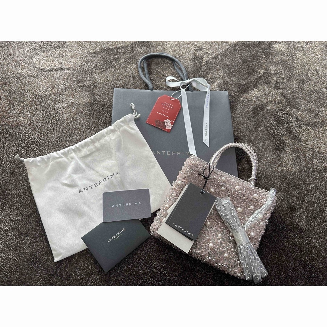 ANTEPRIMA(アンテプリマ)のオンライン限定★アンテプリマ┊︎ペルラグリッター┊︎パール┊︎シルバー┊︎ピンク レディースのバッグ(ショルダーバッグ)の商品写真