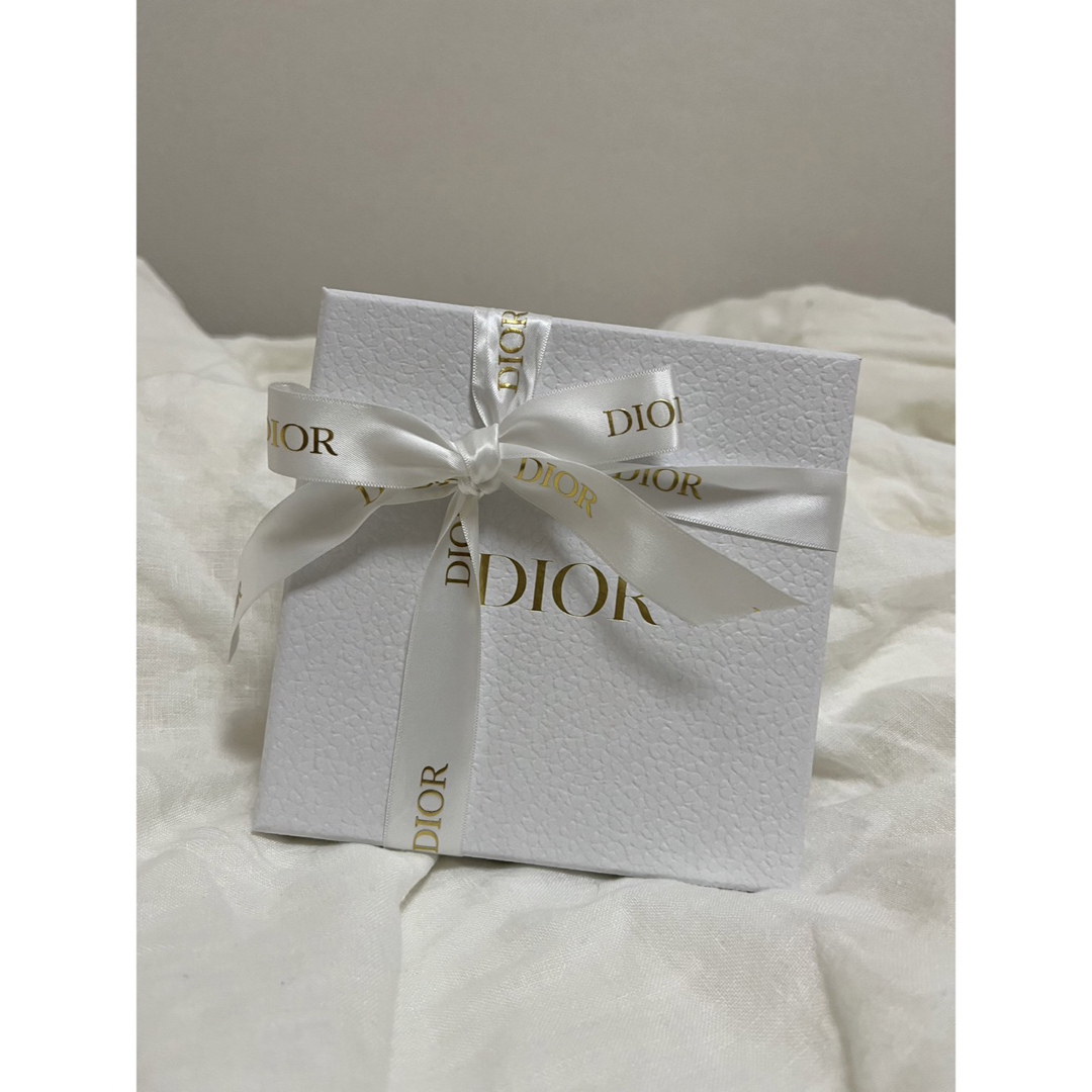 Christian Dior(クリスチャンディオール)のLady Dior ウォレット レディースのファッション小物(財布)の商品写真