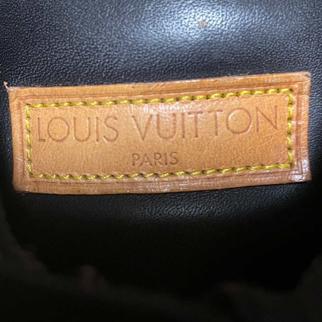 LOUIS VUITTON(ルイヴィトン)のお値下げ  ルイビトンスニーカー　レディース　２３cm   ブラック　高級品中古 レディースの靴/シューズ(スニーカー)の商品写真