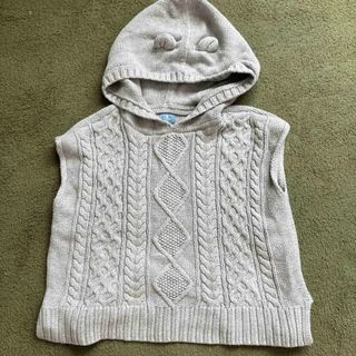 ベビーギャップ(babyGAP)のbaby Gap くまさんの耳が可愛い　グレー　ニットベスト　100cm(ニット)