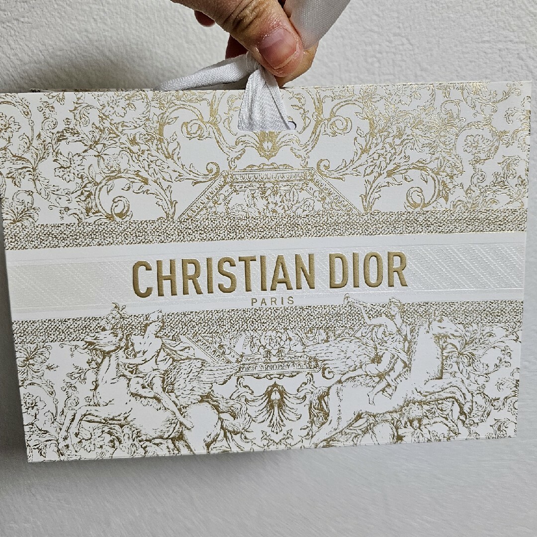 Christian Dior(クリスチャンディオール)のDior　ヘアオイル　アイシャドウ　クリスマス コスメ/美容のヘアケア/スタイリング(オイル/美容液)の商品写真