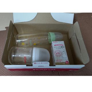 ピジョン(Pigeon)の【セール中！！】哺乳瓶2本  乳首(新品)3個セット(哺乳ビン用乳首)