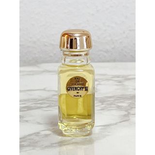 ジバンシィ(GIVENCHY)の未使用　GIVENCHY　ジバンシー  トロワ オーデトワレ　4ml ミニ香水(香水(女性用))