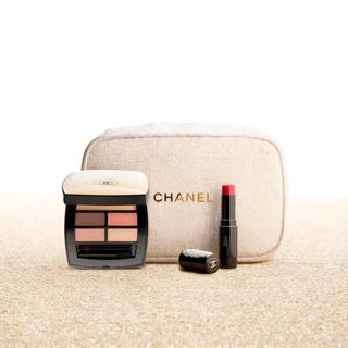 シャネル(CHANEL)の【CHANEL】ホリデー　ヘルシーグロウセット(コフレ/メイクアップセット)