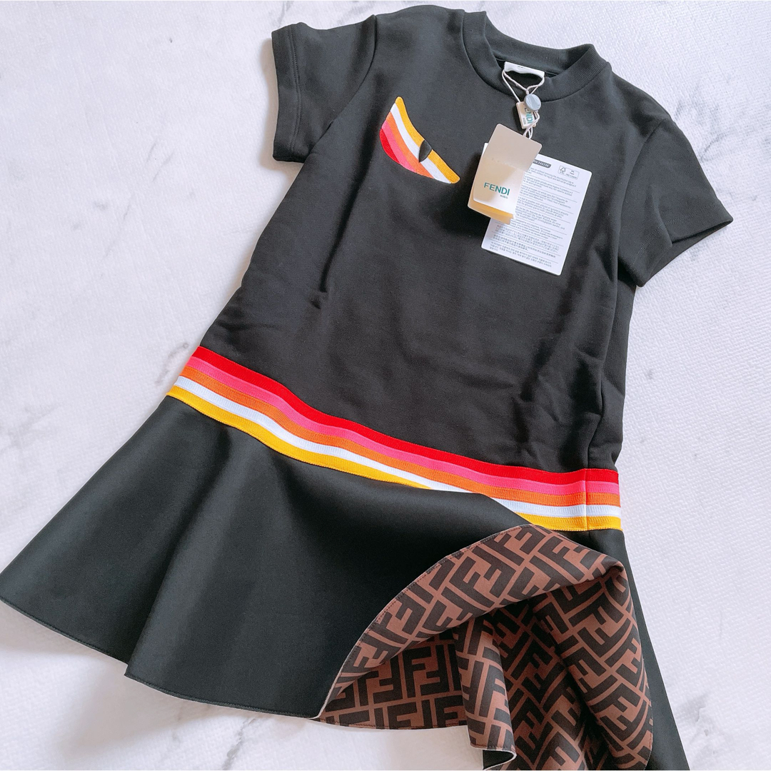 FENDI - FENDI キッズワンピース 新品タグ付き 定価85000円の FENDI - FENDI キッズワンピース 新品タグ付き 定価85000円の