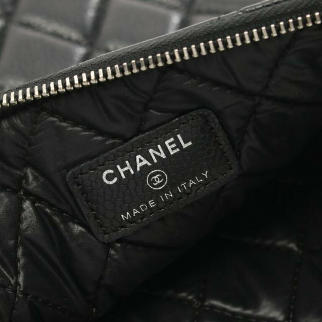 CHANEL(シャネル)のマトラッセ クラッチバッグ キャビアスキン ブラック シルバー金具 レディースのバッグ(クラッチバッグ)の商品写真