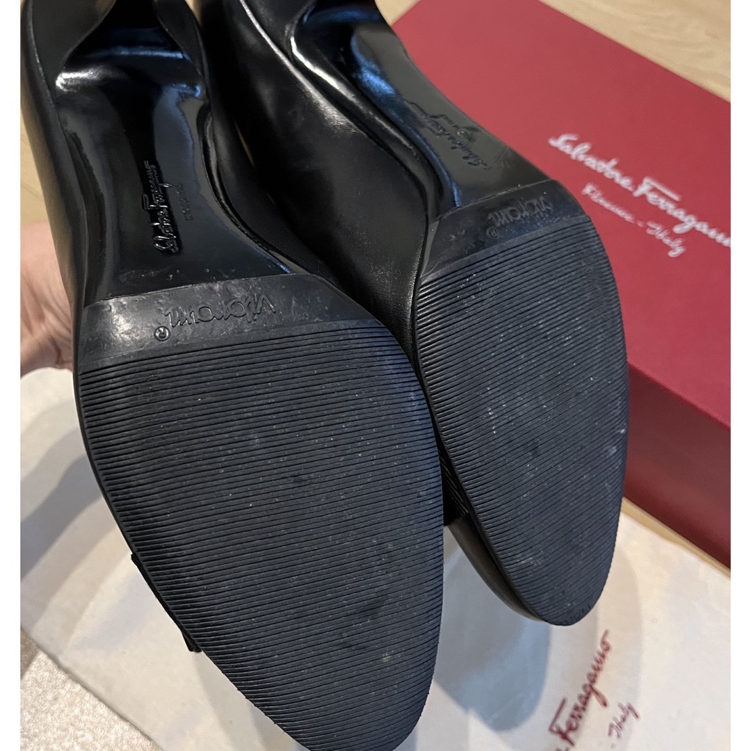 Salvatore Ferragamo(サルヴァトーレフェラガモ)の週末限定値下‼️卒業、入学式に✨フェラガモ⭐︎パンプスsize8 レディースの靴/シューズ(ハイヒール/パンプス)の商品写真