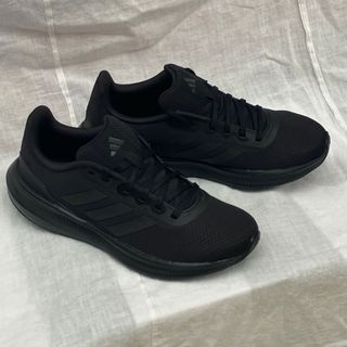 アディダス(adidas)の新品未使用品　adidas アディダス　23.5cm ランニングシューズ　黒(スニーカー)