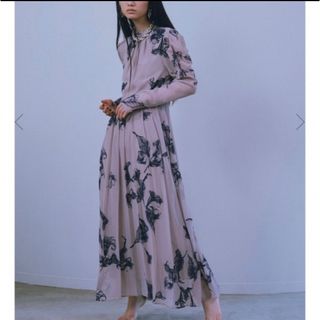 アメリヴィンテージ(Ameri VINTAGE)のUND CALLA FLOCKY DRESS(ロングワンピース/マキシワンピース)