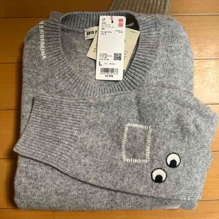 ユニクロ(UNIQLO)のUNIQLO ✖️ ANYA HINDMARCH クルーネックセーターＬサイズ(ニット/セーター)