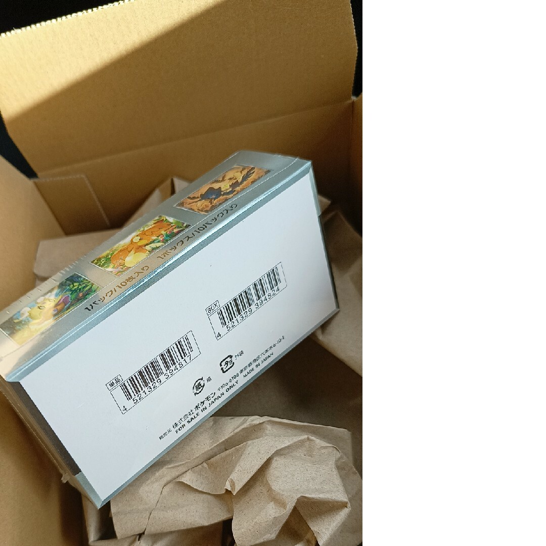 ポケカ　シュリンク　シャイニートレジャーex　未開封 エンタメ/ホビーのトレーディングカード(Box/デッキ/パック)の商品写真