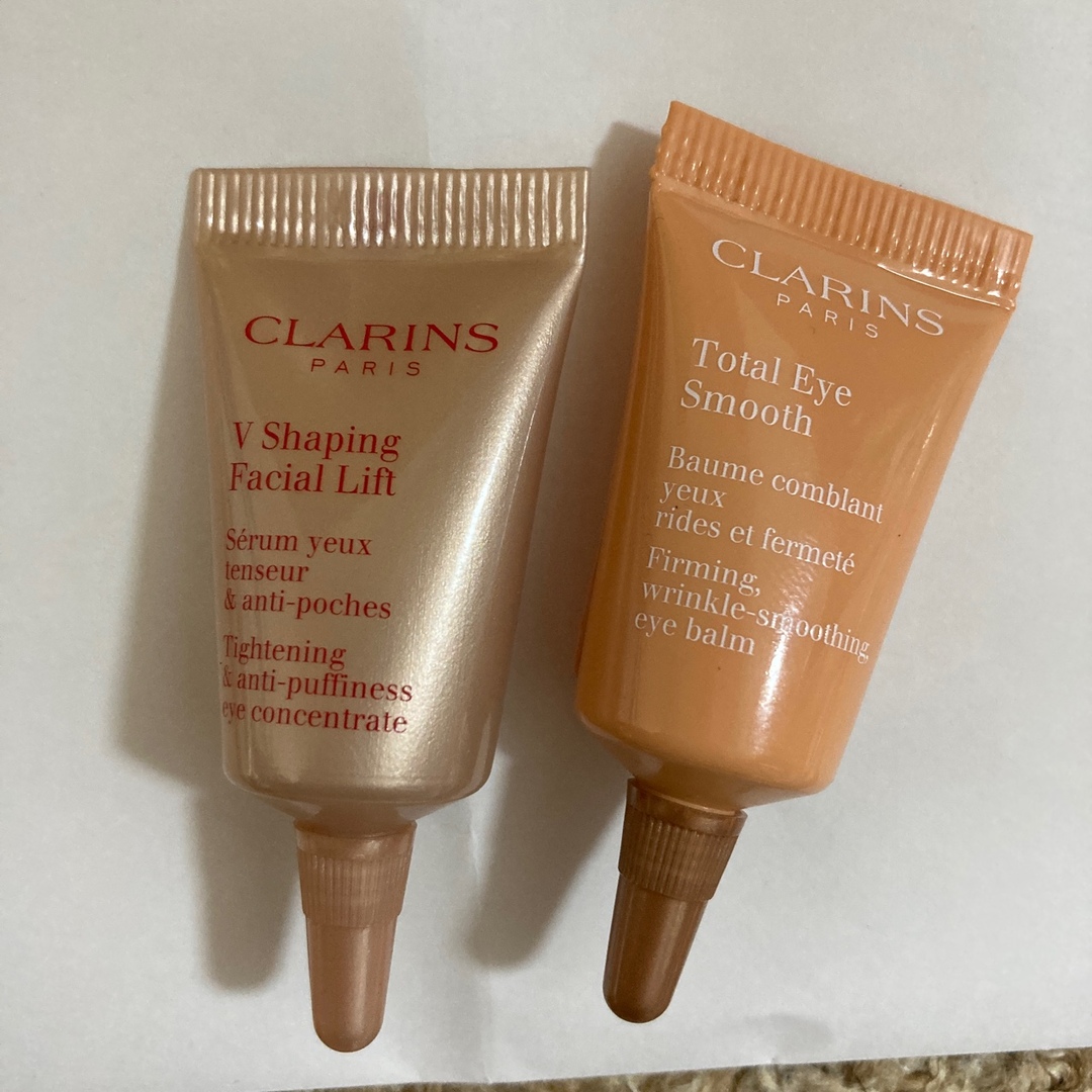 CLARINS(クラランス)のクラランス　アイクリーム　アイセラム　グランアイセラム　V トータルアイスムース コスメ/美容のスキンケア/基礎化粧品(アイケア/アイクリーム)の商品写真