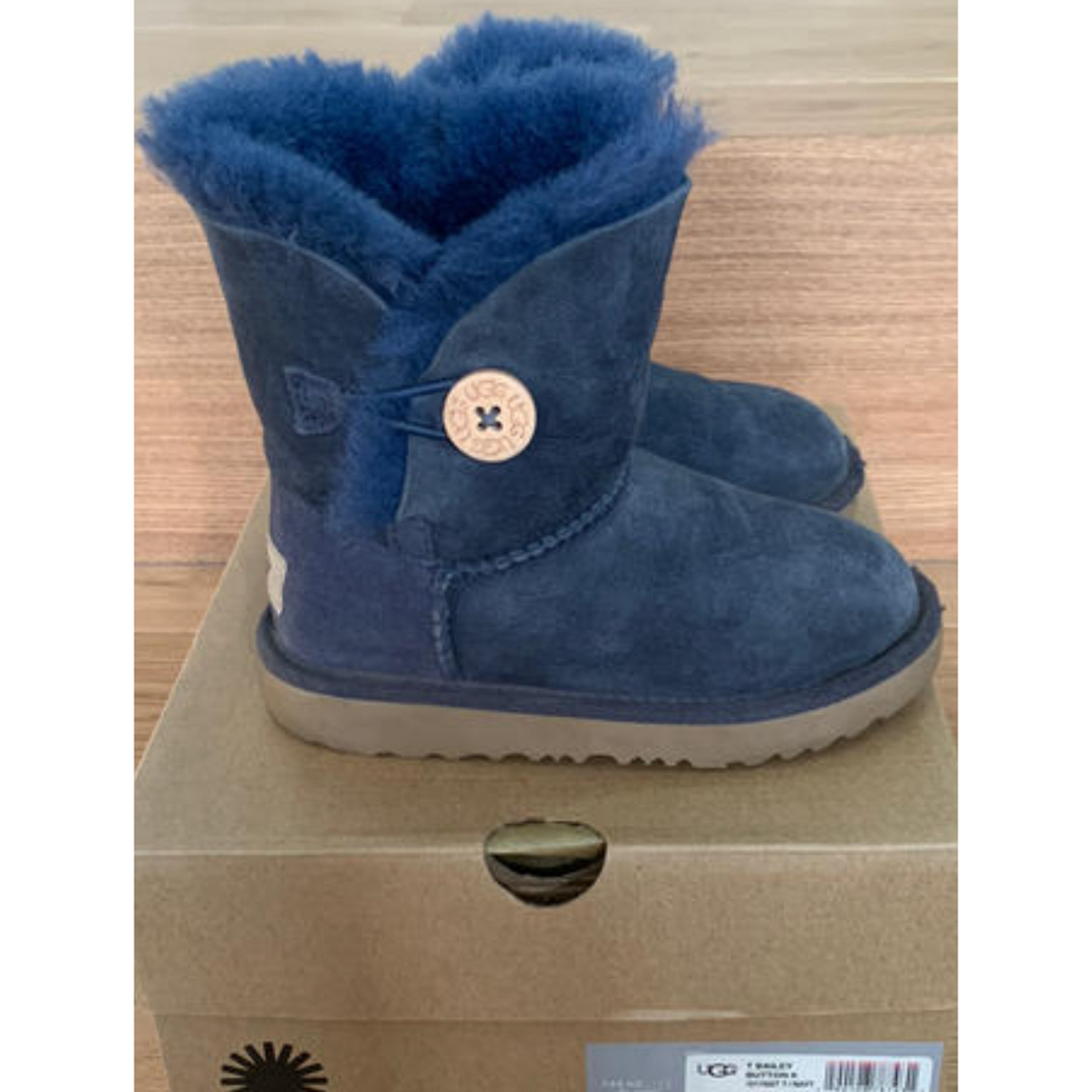 UGG(アグ)のUGG 17㎝　 キッズ/ベビー/マタニティのキッズ靴/シューズ(15cm~)(ブーツ)の商品写真