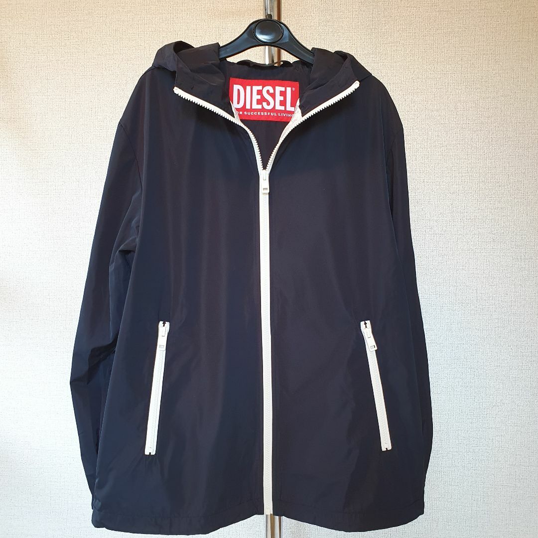 DIESEL(ディーゼル)の【新品・未使用】DIESEL KIDS フーデッドジャケット　黒　14Y　 キッズ/ベビー/マタニティのキッズ服女の子用(90cm~)(ジャケット/上着)の商品写真