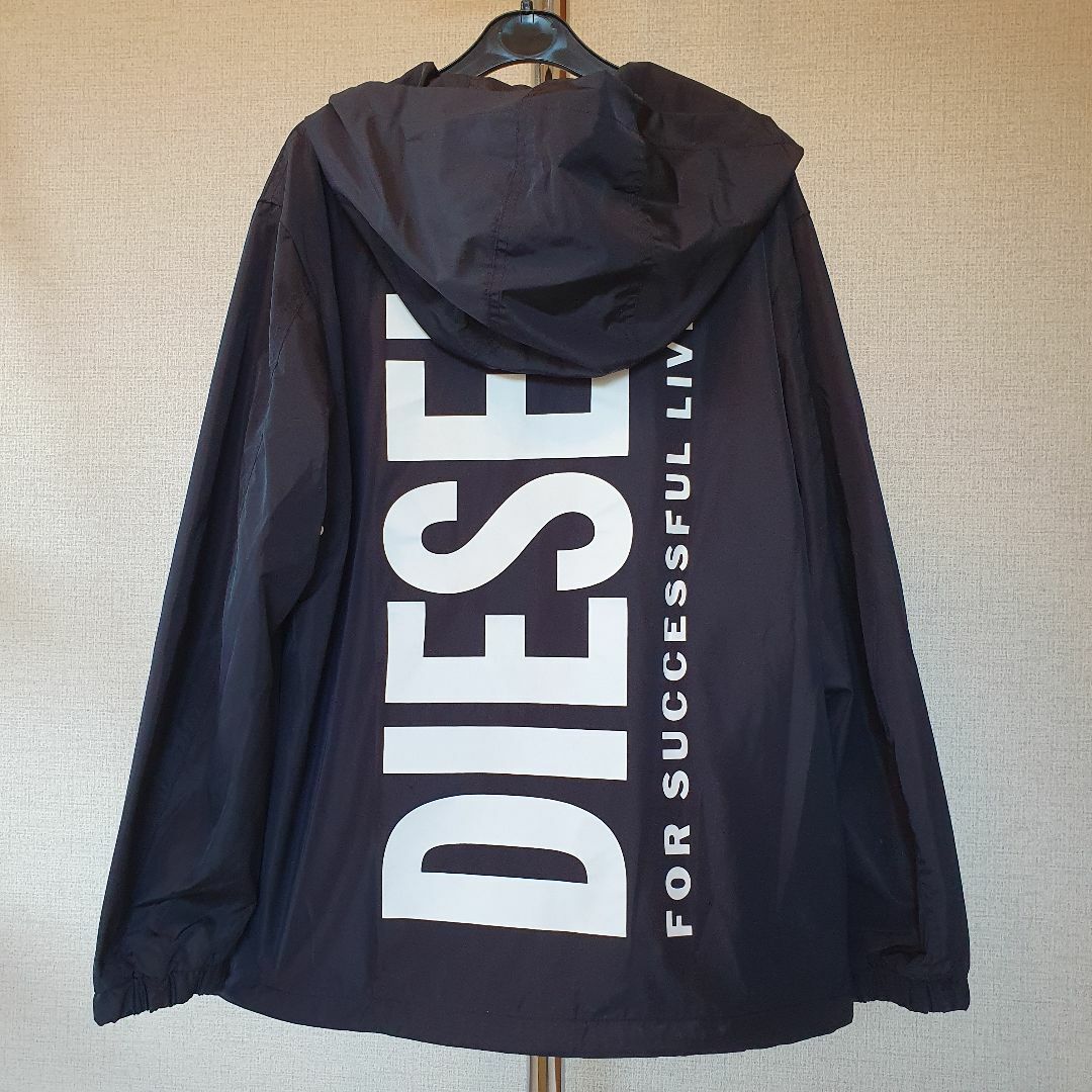 DIESEL(ディーゼル)の【新品・未使用】DIESEL KIDS フーデッドジャケット　黒　14Y　 キッズ/ベビー/マタニティのキッズ服女の子用(90cm~)(ジャケット/上着)の商品写真