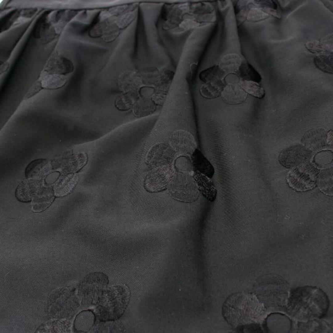 US8総丈スカート 花柄 刺繍 ブラック