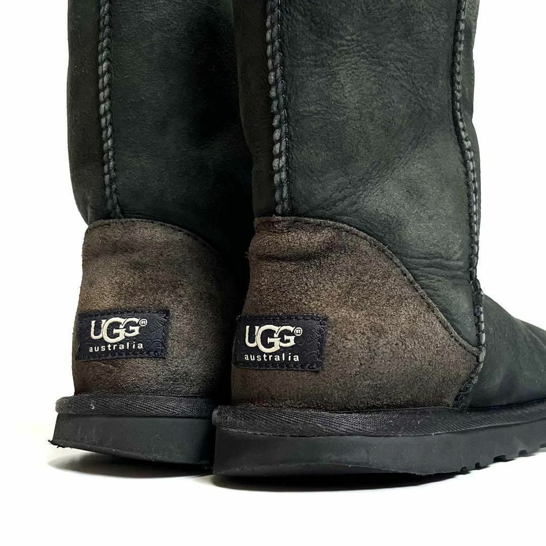 UGG(アグ)の【美品】アグ　ムートンブーツ　黒　ブラック　レザー　ボア　革靴 レディースの靴/シューズ(ブーツ)の商品写真