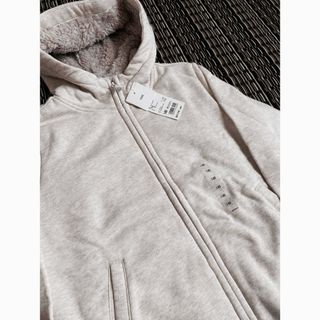 ユニクロ(UNIQLO)のUNIQLO ユニクロ　ボアスウェット　パーカー　140 (ジャケット/上着)