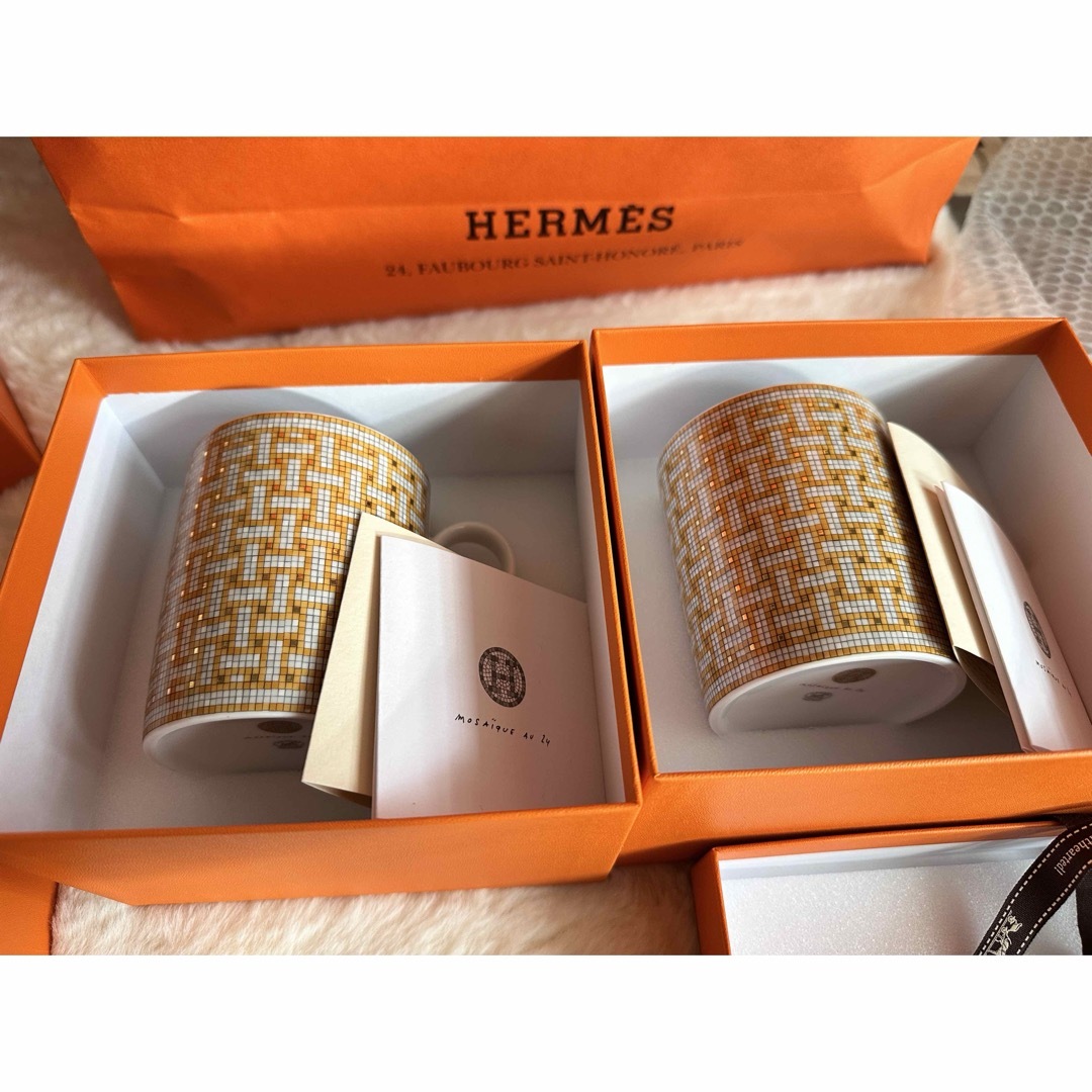 Hermes(エルメス)のMaika様専用エルメス『新品未使用』2点セット ゴールド インテリア/住まい/日用品のキッチン/食器(グラス/カップ)の商品写真