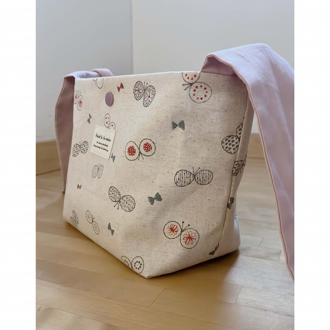 *ハンドメイド りぼんがかわいいお弁当袋*ナチュラル ちょうちょ
