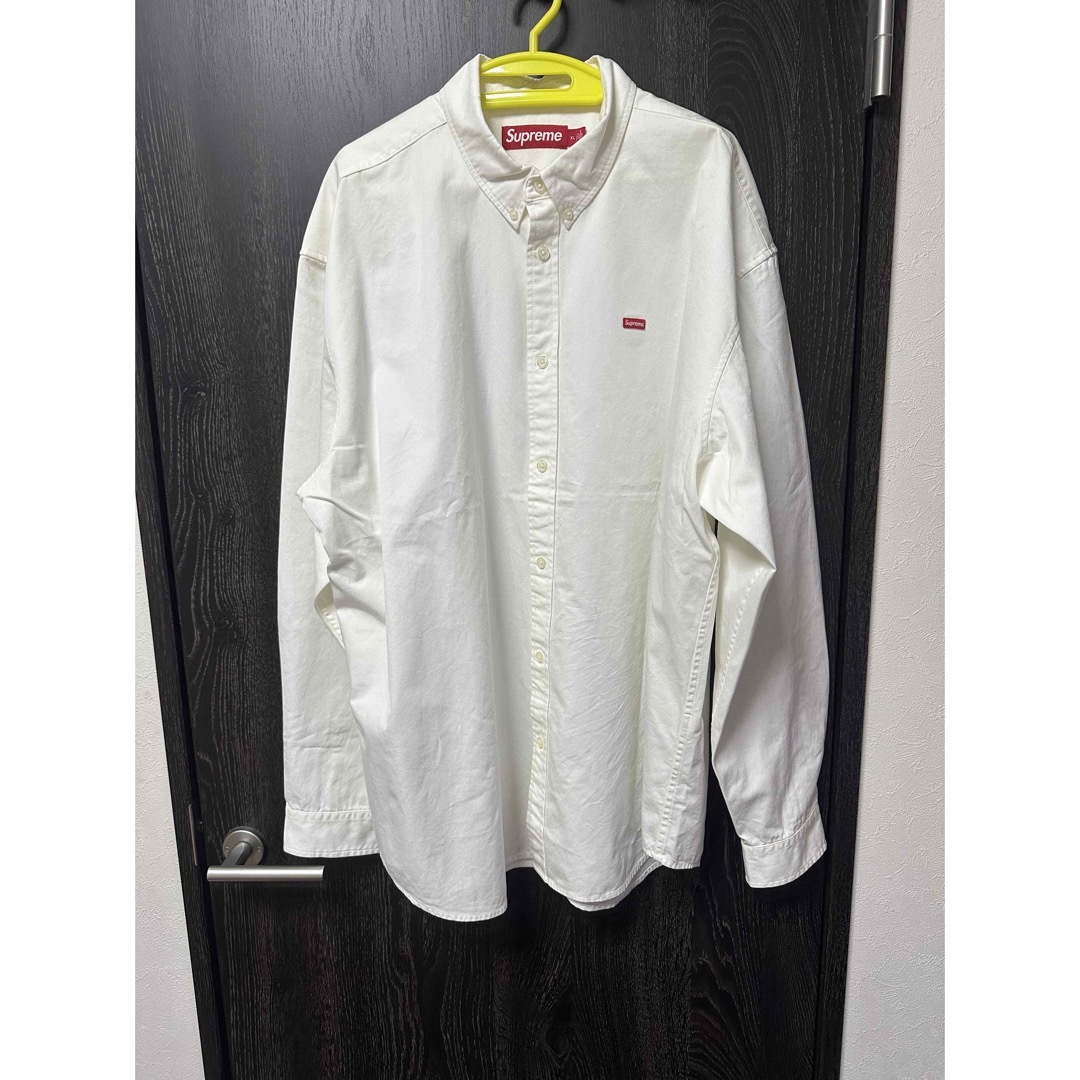 Supreme(シュプリーム)のSupreme Small Box Shirt  シュプリーム　シャツ　ホワイト メンズのトップス(シャツ)の商品写真