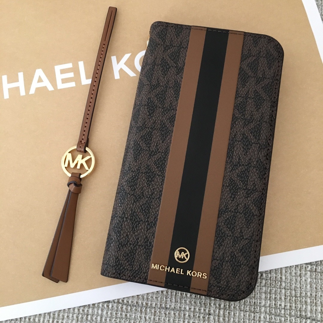 Michael Kors(マイケルコース)の新品★マイケルコース 定価13,530円 レザー iPhone 14 ケース スマホ/家電/カメラのスマホアクセサリー(iPhoneケース)の商品写真