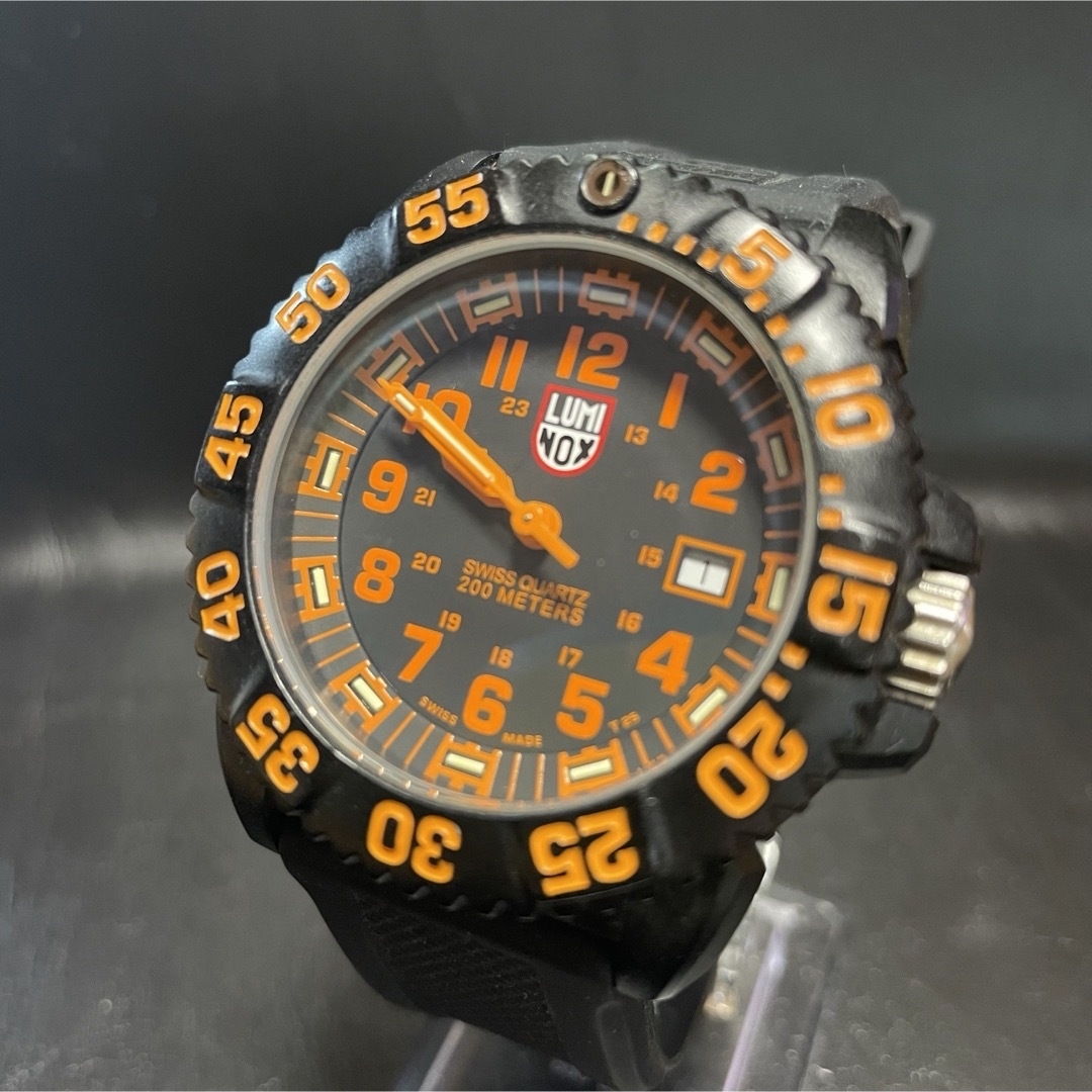 数量は多い LUMINOX ルミノックス 3050 ブラックオレンジ