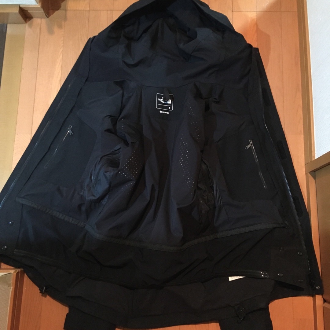 THE NORTH FACE(ザノースフェイス)のノースフェイス　マウンテンパーカーGORE-TEX black×White メンズのジャケット/アウター(マウンテンパーカー)の商品写真