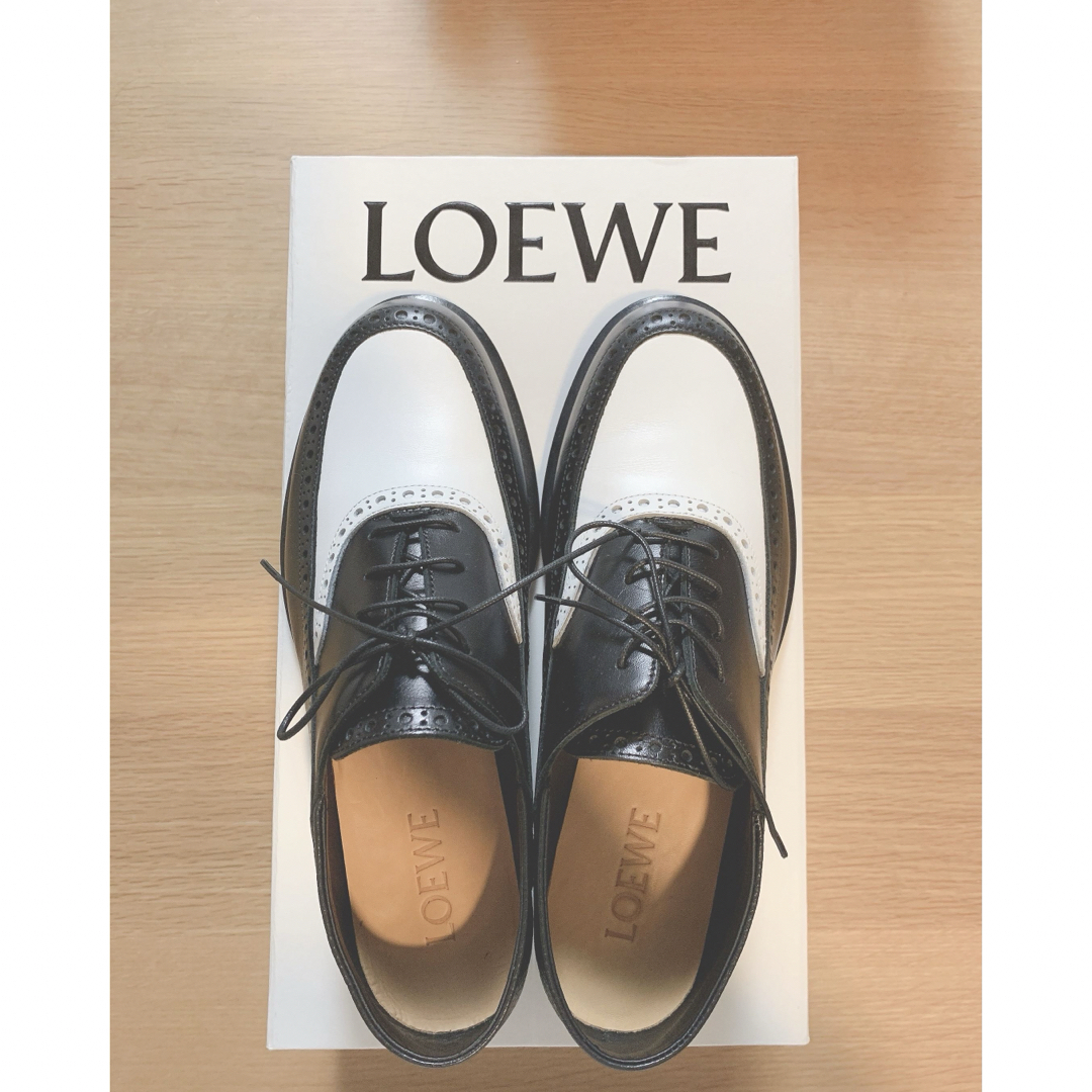 LOEWE(ロエベ)のloewe ロエベ　ローファー　革靴 レディースの靴/シューズ(ローファー/革靴)の商品写真
