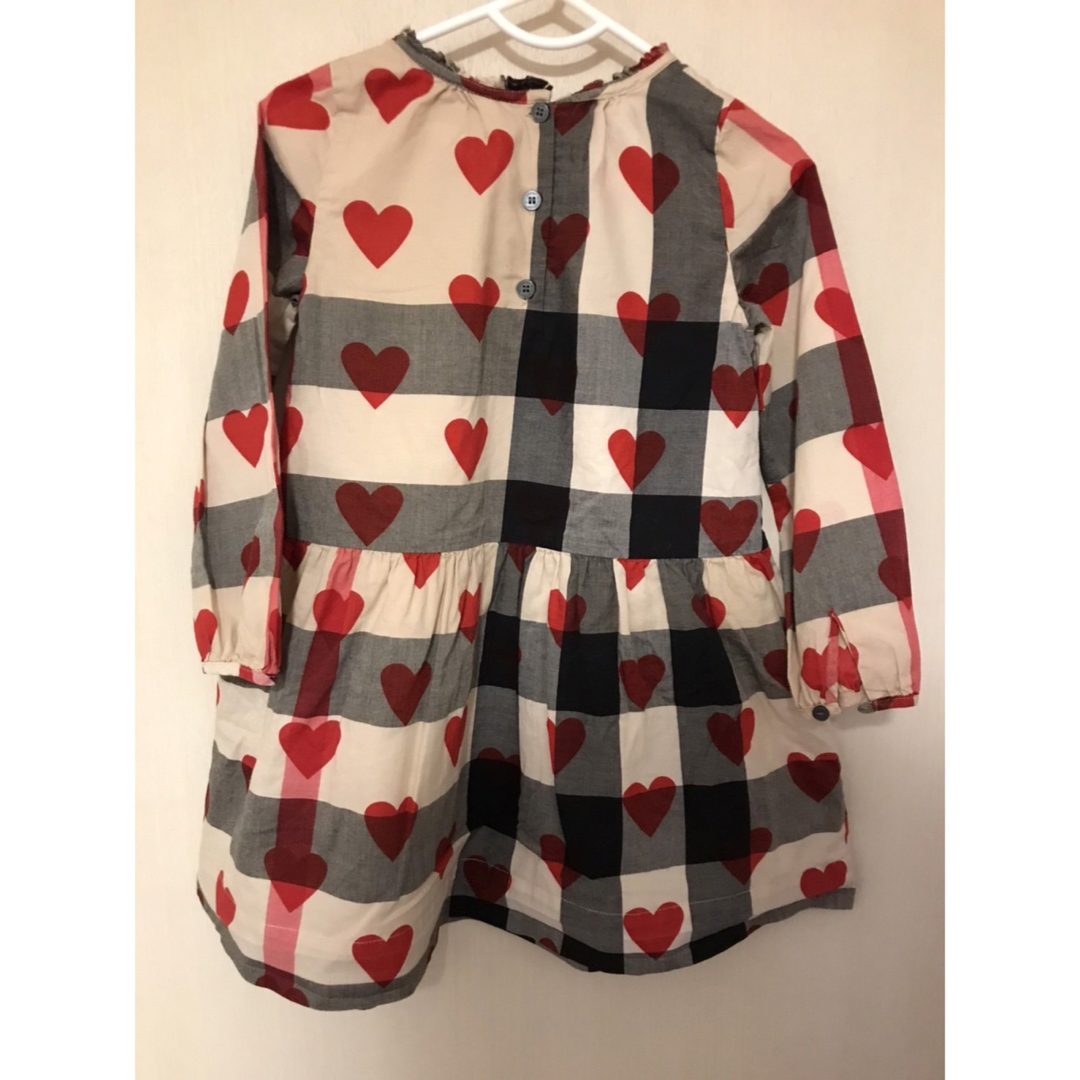 BURBERRY(バーバリー)のBURBERRYCHILDREN ハート柄チェックワンピース キッズ/ベビー/マタニティのキッズ服女の子用(90cm~)(ワンピース)の商品写真