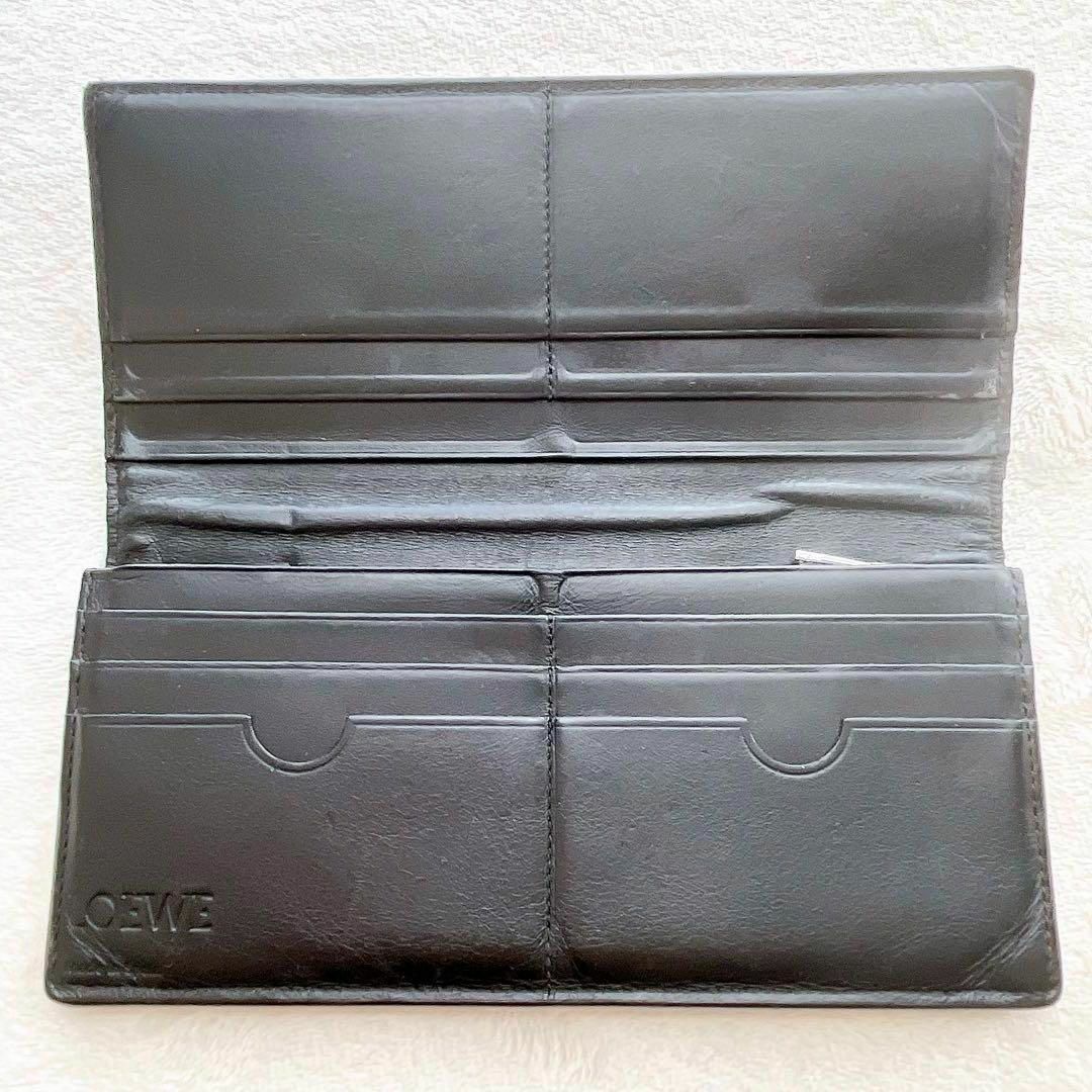 LOEWE(ロエベ)のLOEWE 長財布 ブラウン 茶 二つ折り財布 型押し カーフスキン レディースのファッション小物(財布)の商品写真