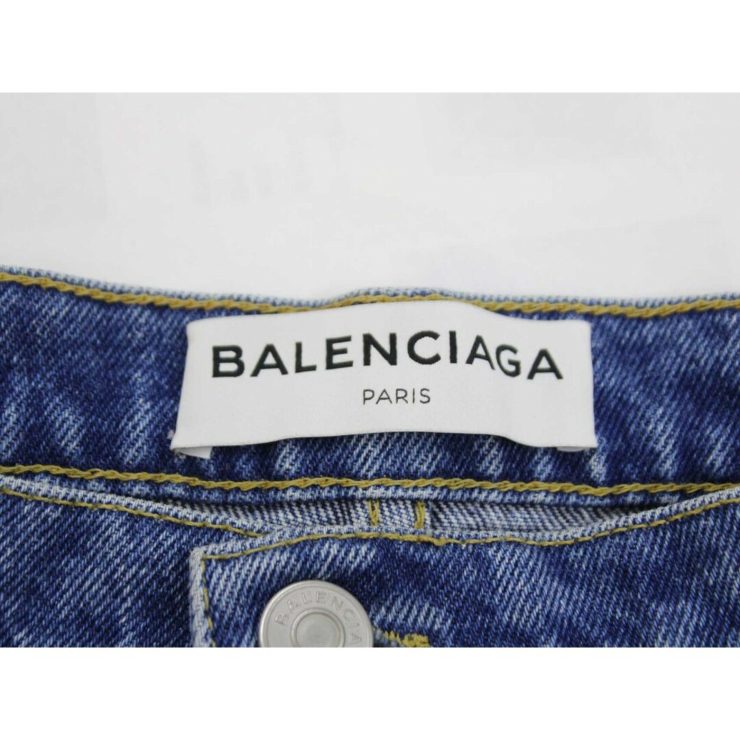 Balenciaga(バレンシアガ)の【新入荷】♪BALENCIAGA/バレンシアガ♪ROCKABILLY/クロップドデニムパンツ/十分丈 インディゴ レディース 38【中古】春夏秋冬 011132 レディースのパンツ(その他)の商品写真