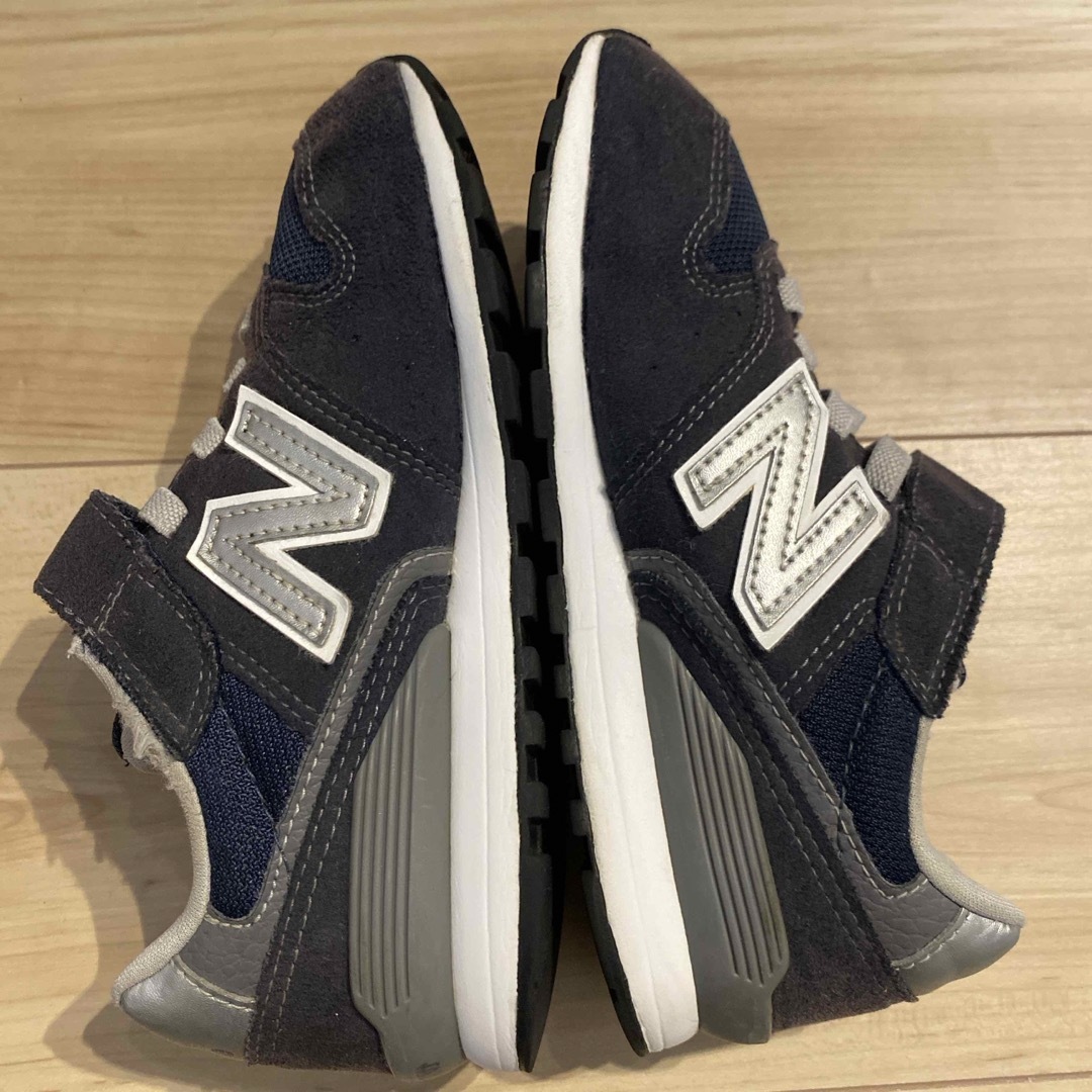 New Balance(ニューバランス)の【used】ニューバランス 996(19.0) キッズ/ベビー/マタニティのキッズ靴/シューズ(15cm~)(スニーカー)の商品写真