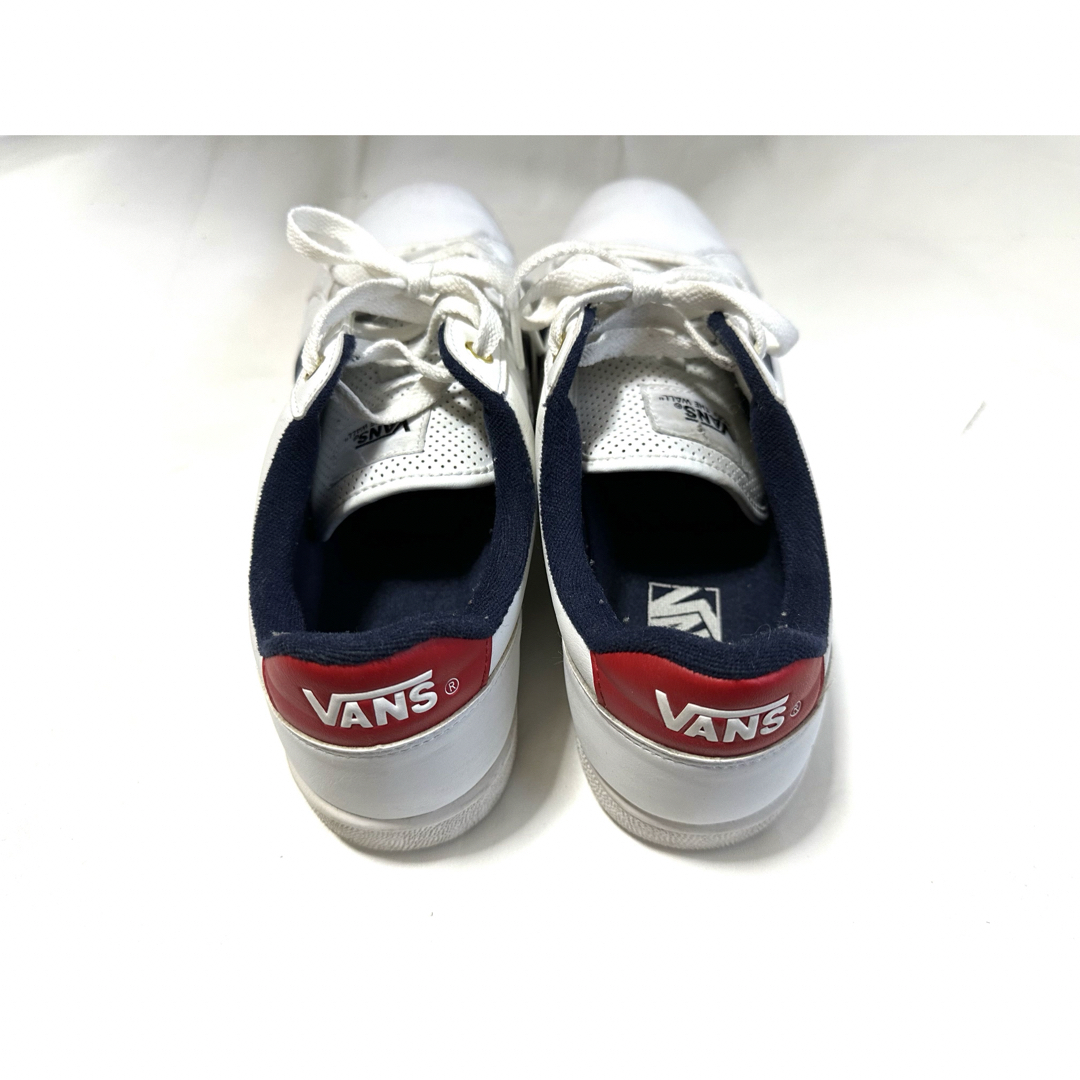 VANS(ヴァンズ)のVANS ローカットスニーカー 26.5cm V2129 メンズの靴/シューズ(スニーカー)の商品写真