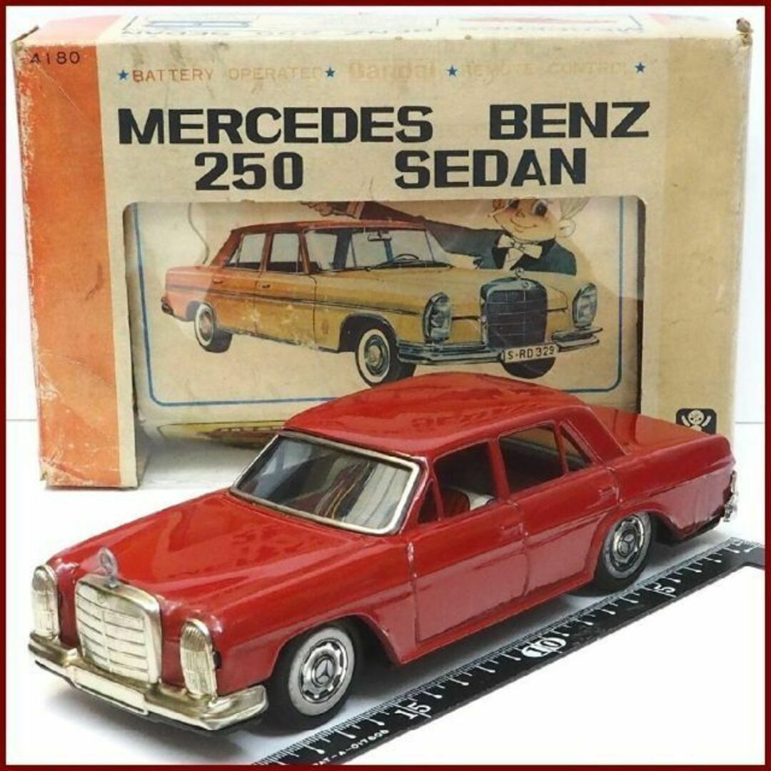 メルセデス ベンツ220S ブリキ自動車 - ミニカー メルセデス ベンツ220S ブリキ自動車 - ミニカー