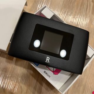 ラクテン(Rakuten)のRakuten WiFi Pocket 2C ZR03Mブラック(PC周辺機器)