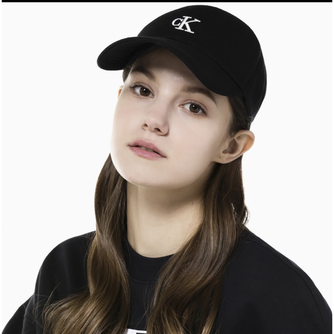 Calvin Klein(カルバンクライン)のCalvin Klein Jeans Small Logo cap  レディースの帽子(キャップ)の商品写真