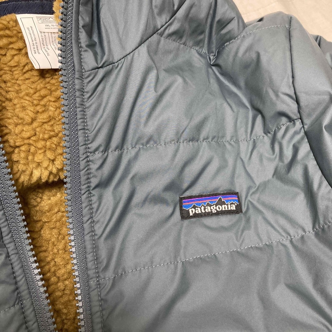 patagonia(パタゴニア)のパタゴニア　リバーシブルジャケット レディースのジャケット/アウター(ブルゾン)の商品写真