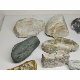 鉱物・鉱石 計1.1kg 水晶 シトリン 翡翠 ジャスパー 原石 鑑賞石 自然石
