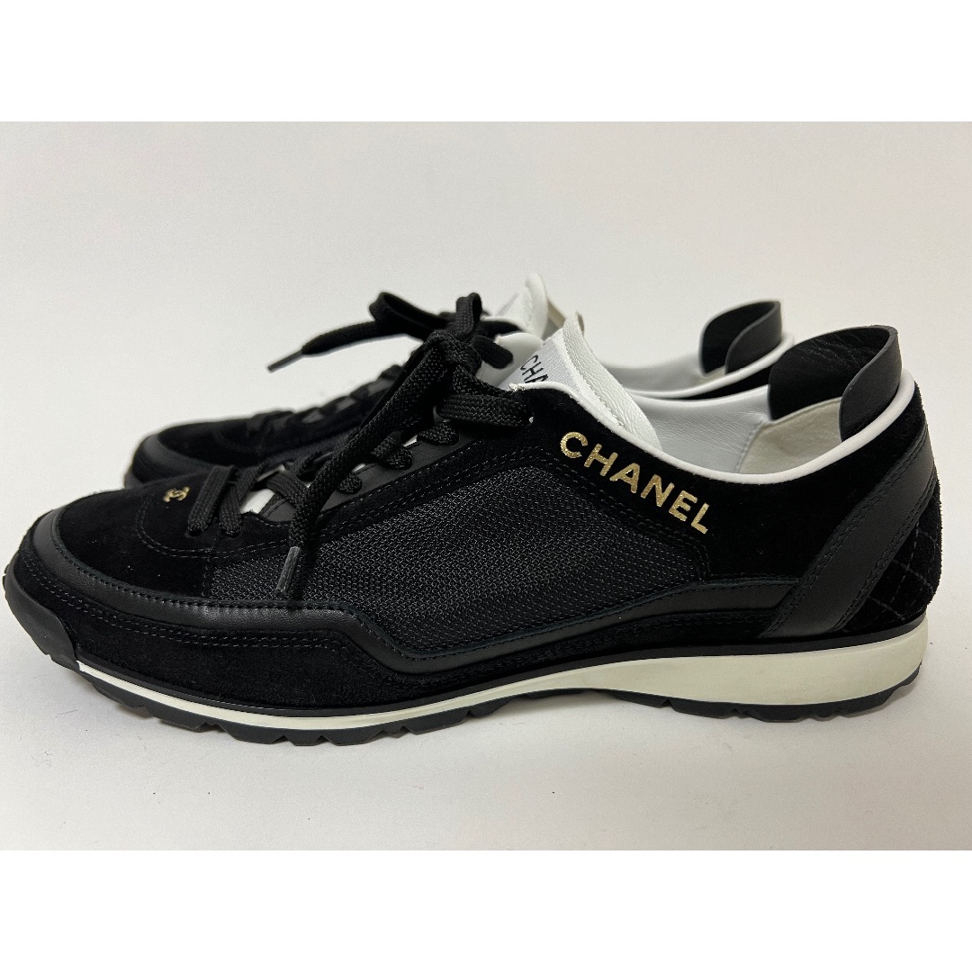 CHANEL(シャネル)のCHANEL シャネル レディース スニーカー 靴 シューズ 2023SS 春夏 ブラック 38 G40012 Y56537 94305 美品 レディースの靴/シューズ(スニーカー)の商品写真