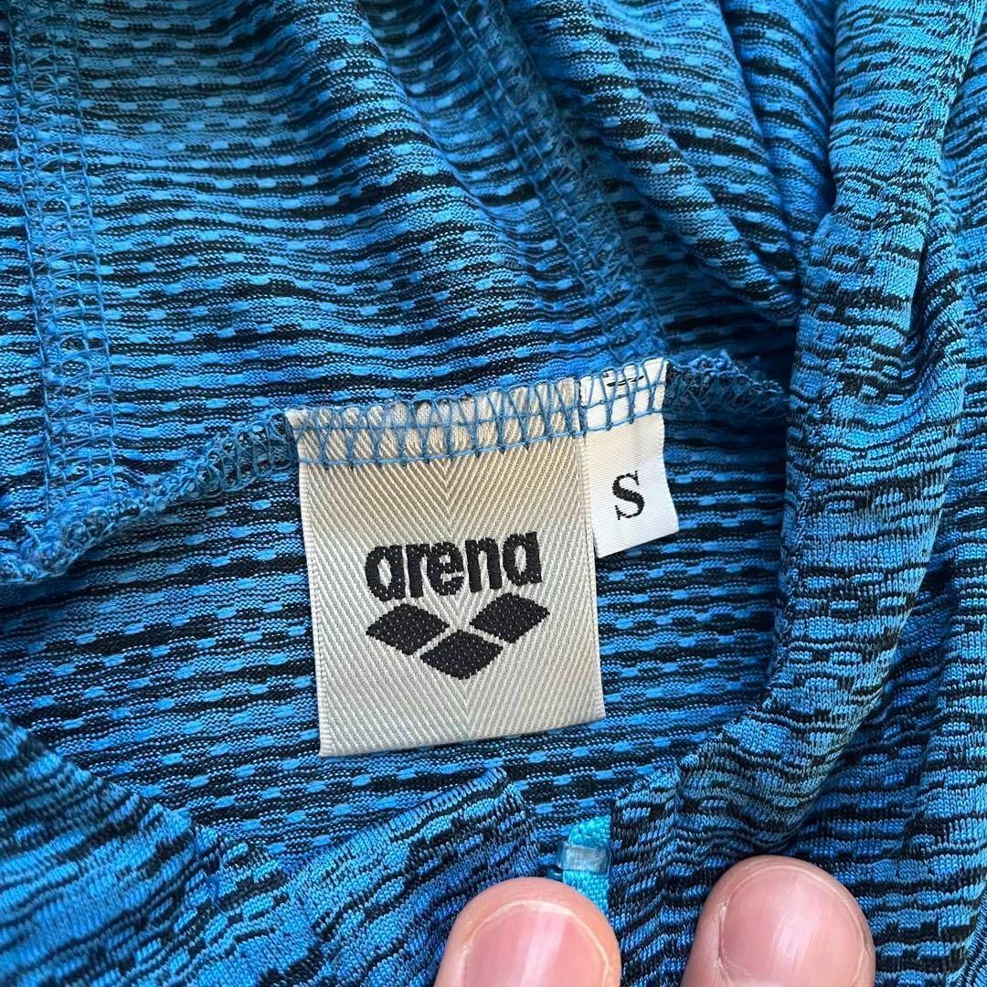 arena(アリーナ)の新品 未使用 arena アリーナ 紫外線 水陸両用 パーカー フード付き S メンズのトップス(その他)の商品写真