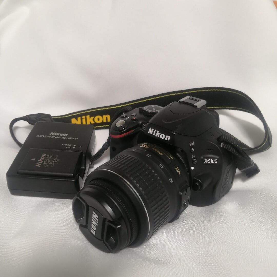 Nikon デジタル一眼レフ D5100Nikon