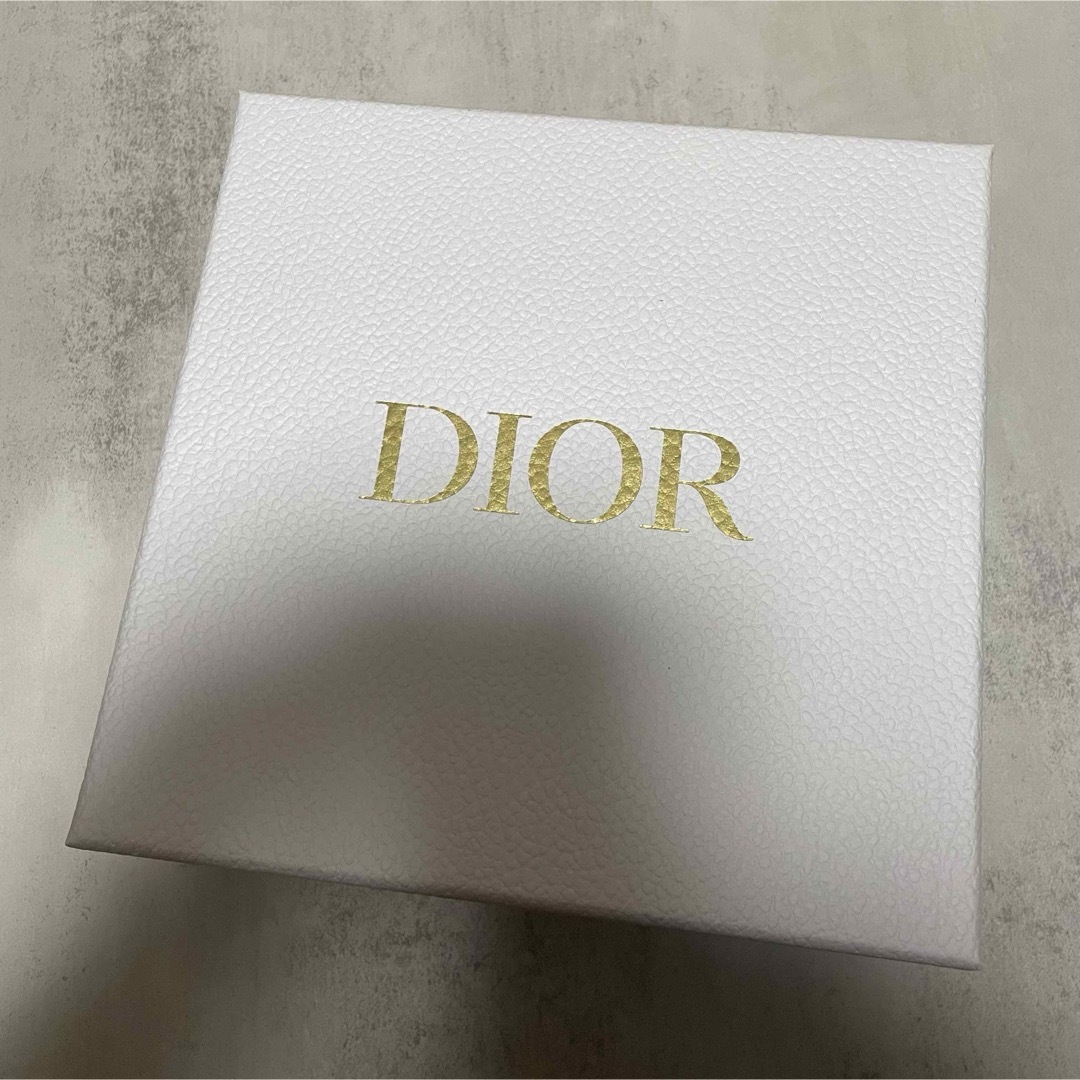 Christian Dior(クリスチャンディオール)の新品未使用♡DIOR限定ノベルティホリデーリース♡レア ハンドメイドのフラワー/ガーデン(リース)の商品写真