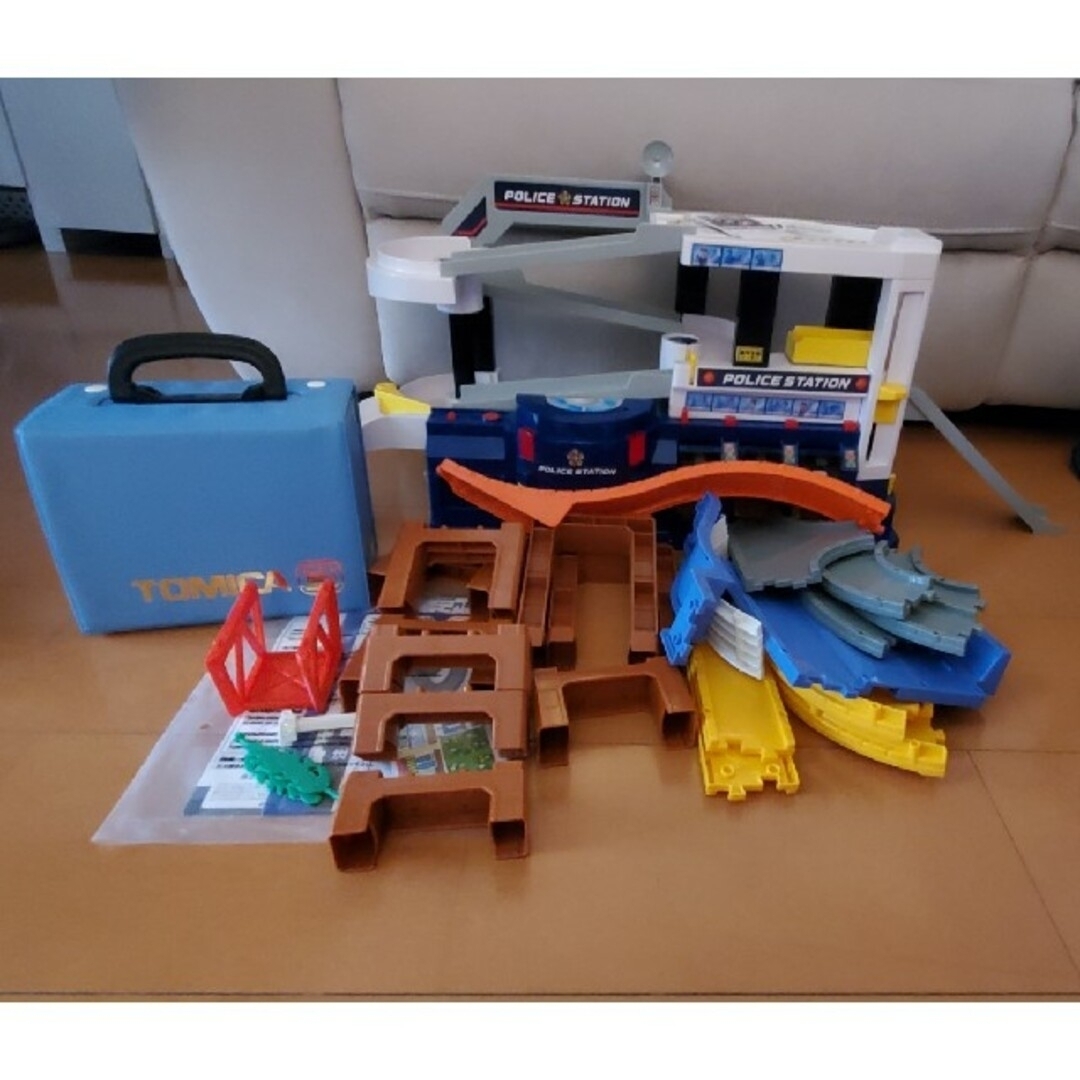 Takara Tomy(タカラトミー)のトミカ　まとめ売り エンタメ/ホビーのおもちゃ/ぬいぐるみ(ミニカー)の商品写真