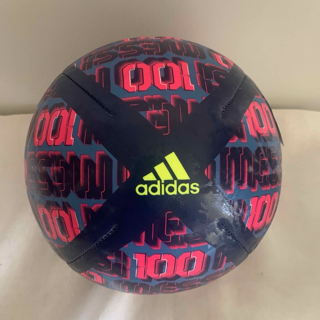 adidas(アディダス)のアディダス 5号 メッシクラブ  AF5702ME　練習球 adidas スポーツ/アウトドアのサッカー/フットサル(ボール)の商品写真