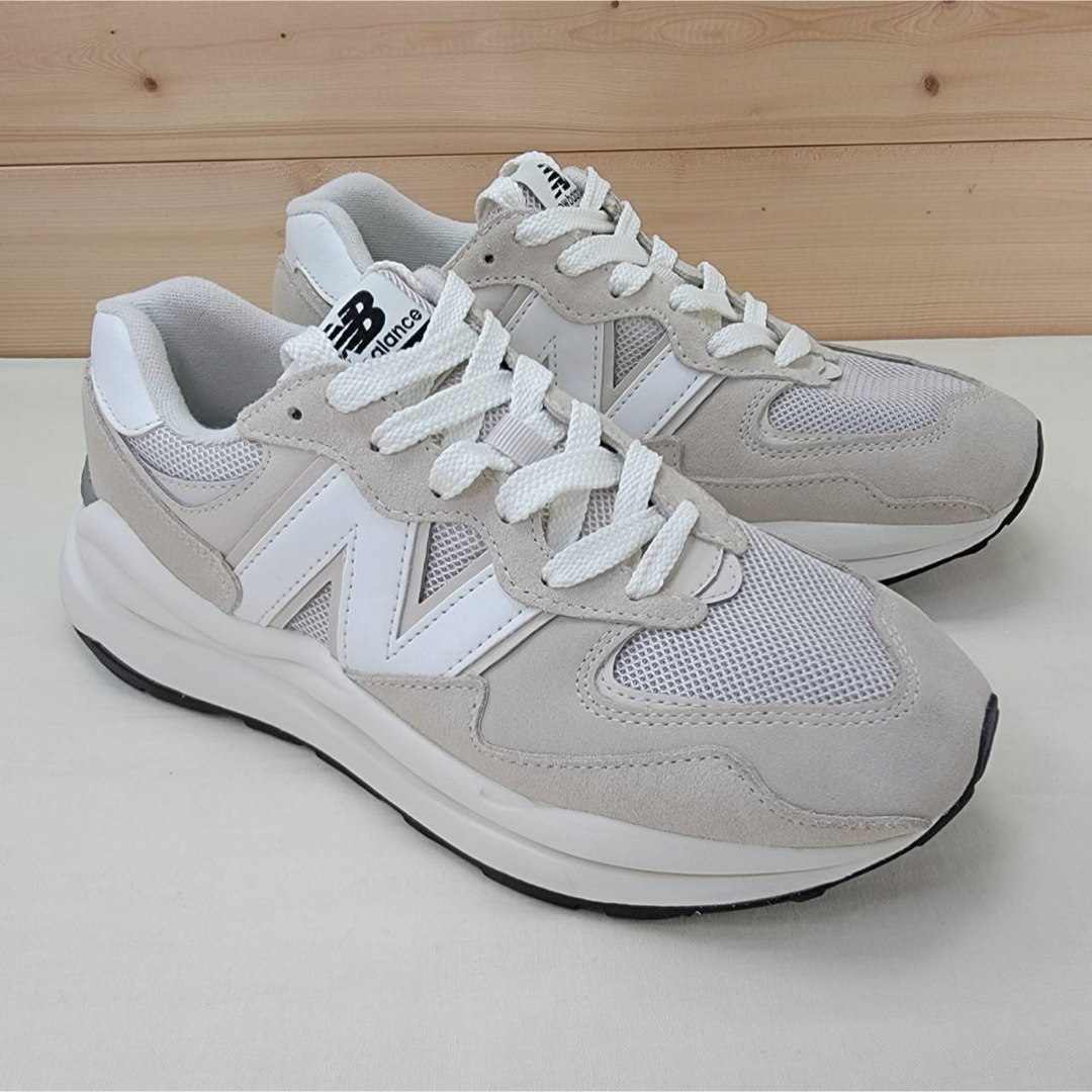 New Balance - ニューバランス M5740VPD ベージュ 24.5㎝の通販 by