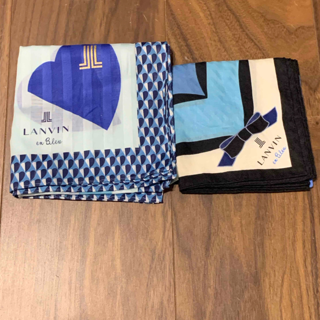 LANVIN en Bleu(ランバンオンブルー)のランバンオンブルー　大判ハンカチ　ハンカチ　2枚セット レディースのファッション小物(ハンカチ)の商品写真