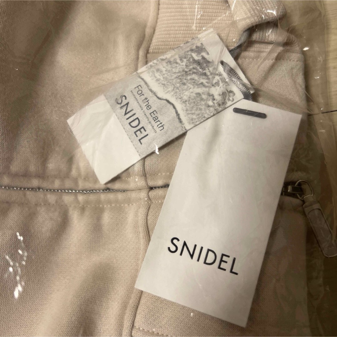 SNIDEL(スナイデル)のSNIDEL  スナイデル  スウェットセットアップ レディースのワンピース(ロングワンピース/マキシワンピース)の商品写真