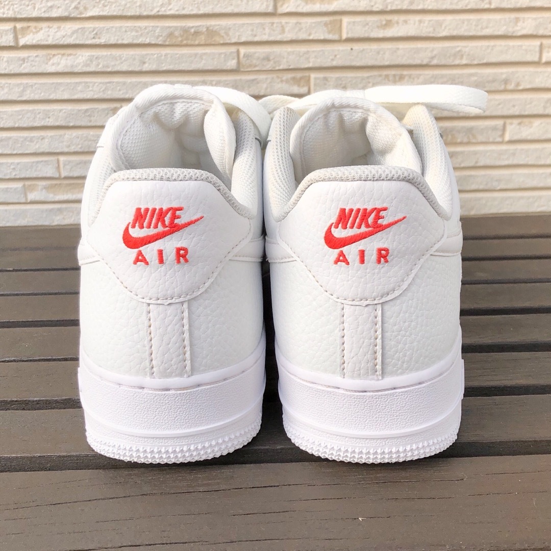 NIKE - 美品 NIKE WMNS AIR FORCE 1 ナイキ エア フォース ESSの通販